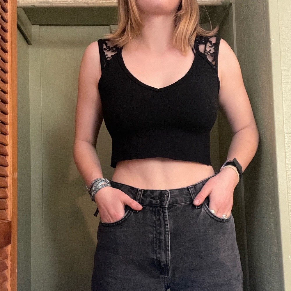 Black cropped top with lace